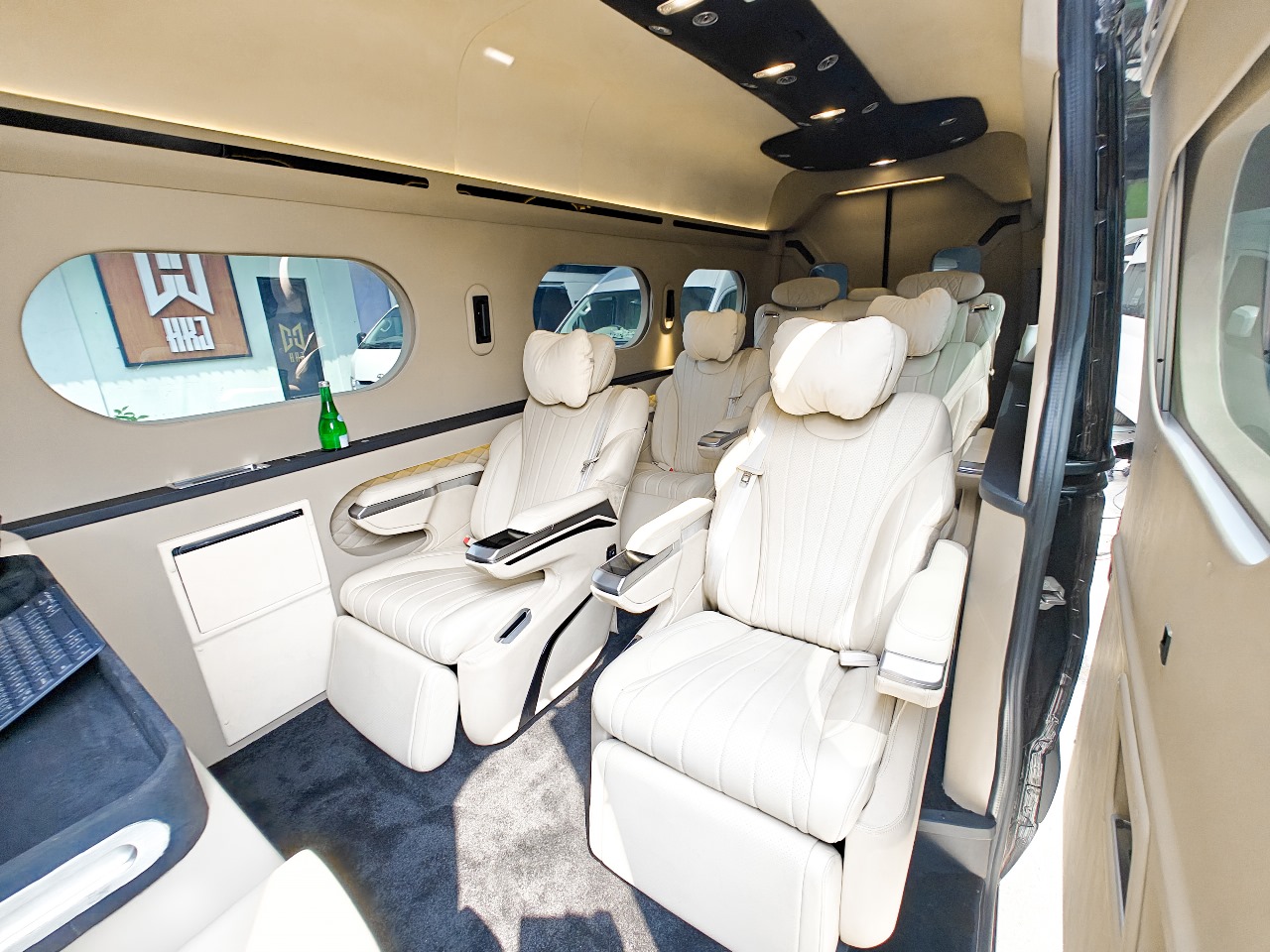 Hardy Classic Luxury Cars